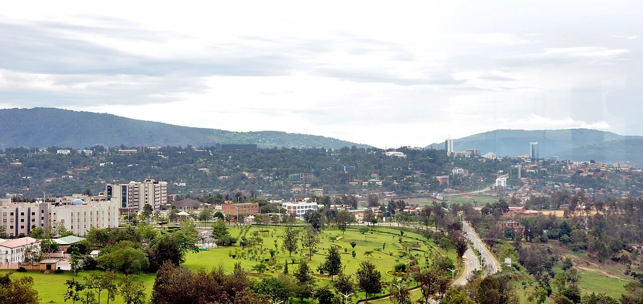 Imisozi n’inyubako bya Kigali